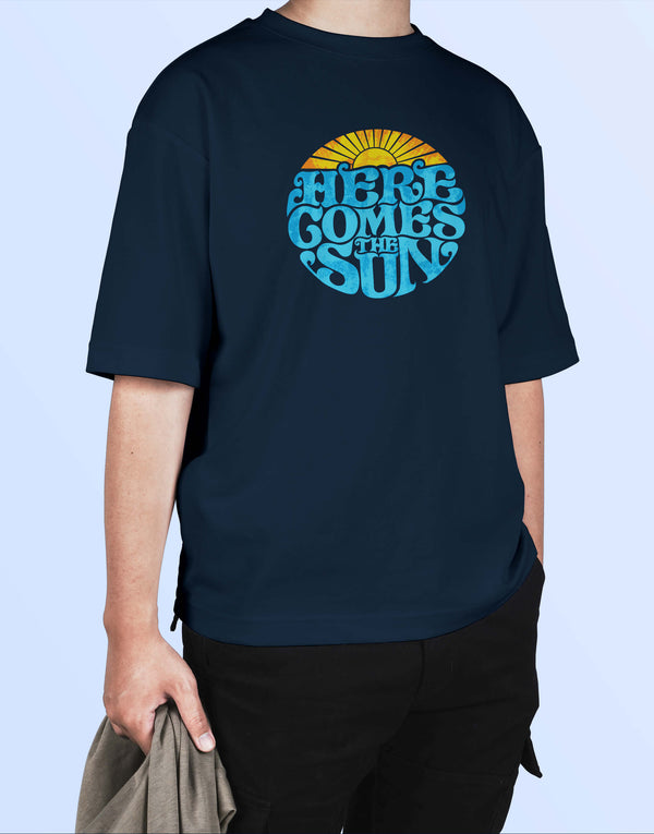 Here Comes The Sun - Oversized T-shirt